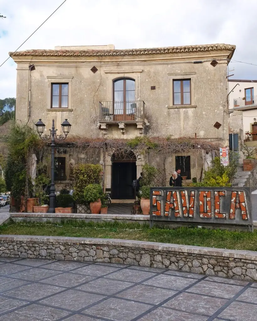 Bar Vitelli, Savoca