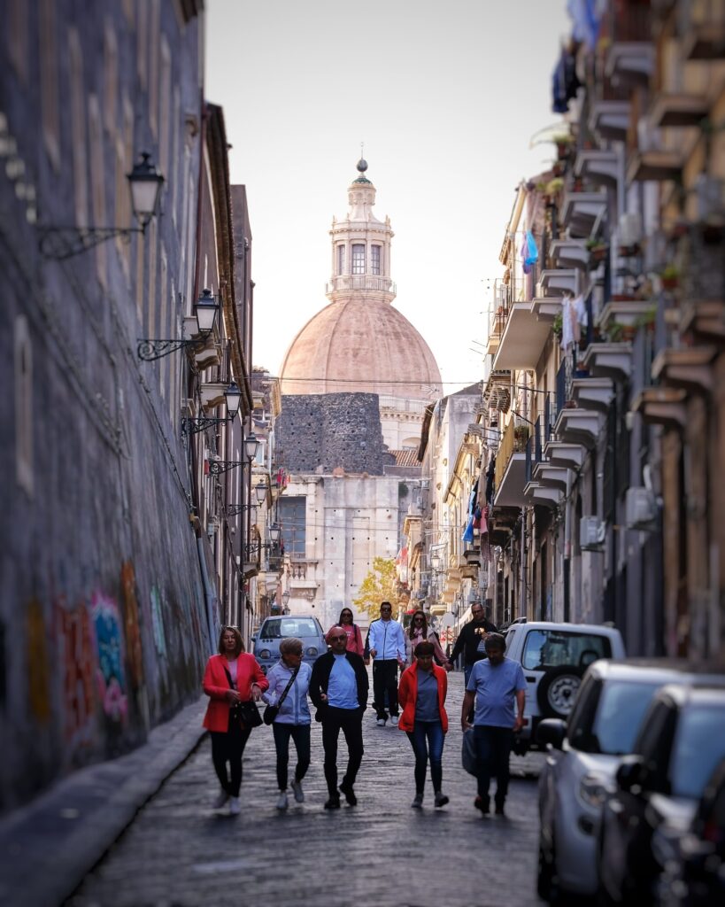 Via dei Crociferi in Catania